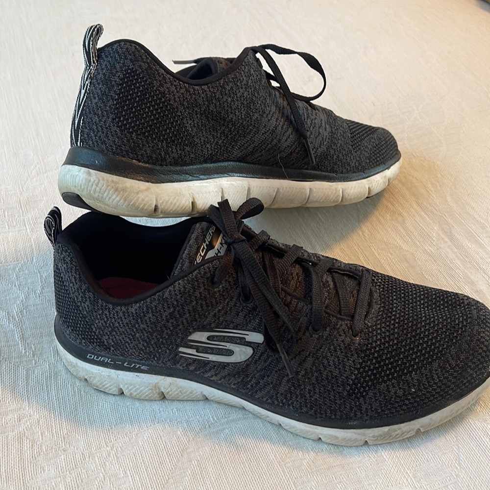 Skechers Air-cooled Memory Foam Dual-Lite Sneakers